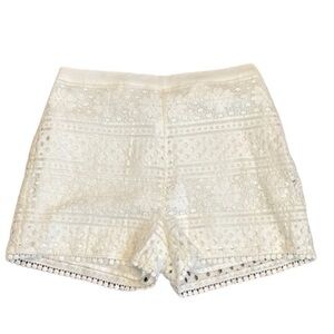 Cupcakes & Cashmere Shorts Lined w/Zip-White Lace Detail